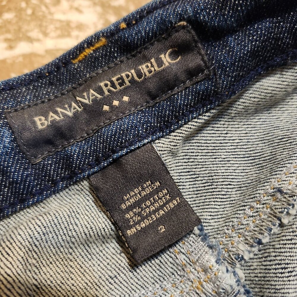 Banana Republic Women's Size 2 Jeans Dark Wash Straight Leg Denim Style 489530 - Picture 4 of 7